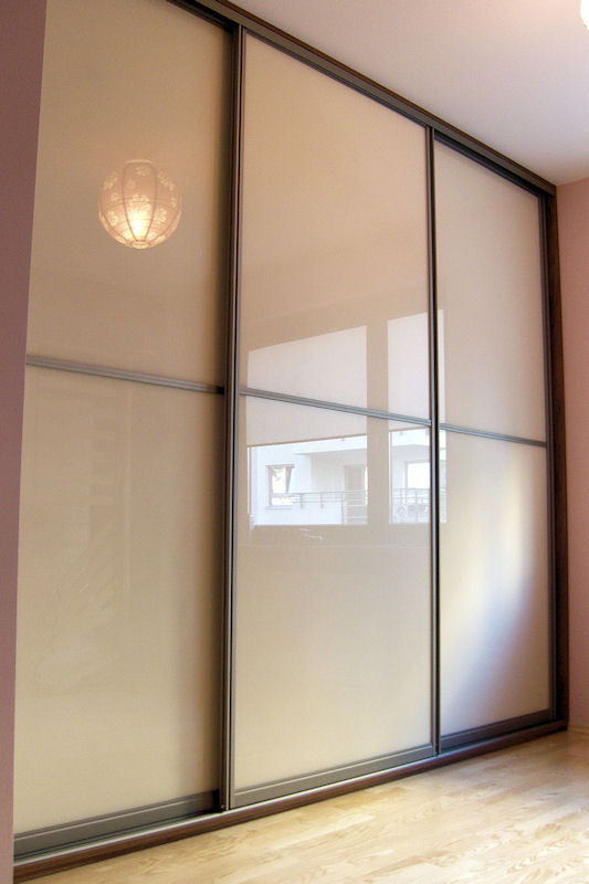 Aluminium and glass sliding wardrobe