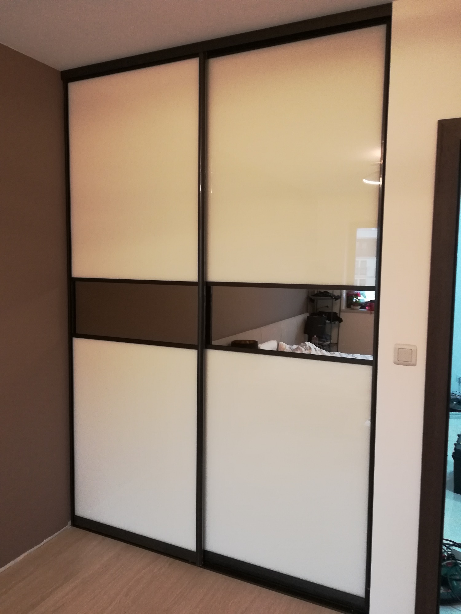 lacobel glass and mirror