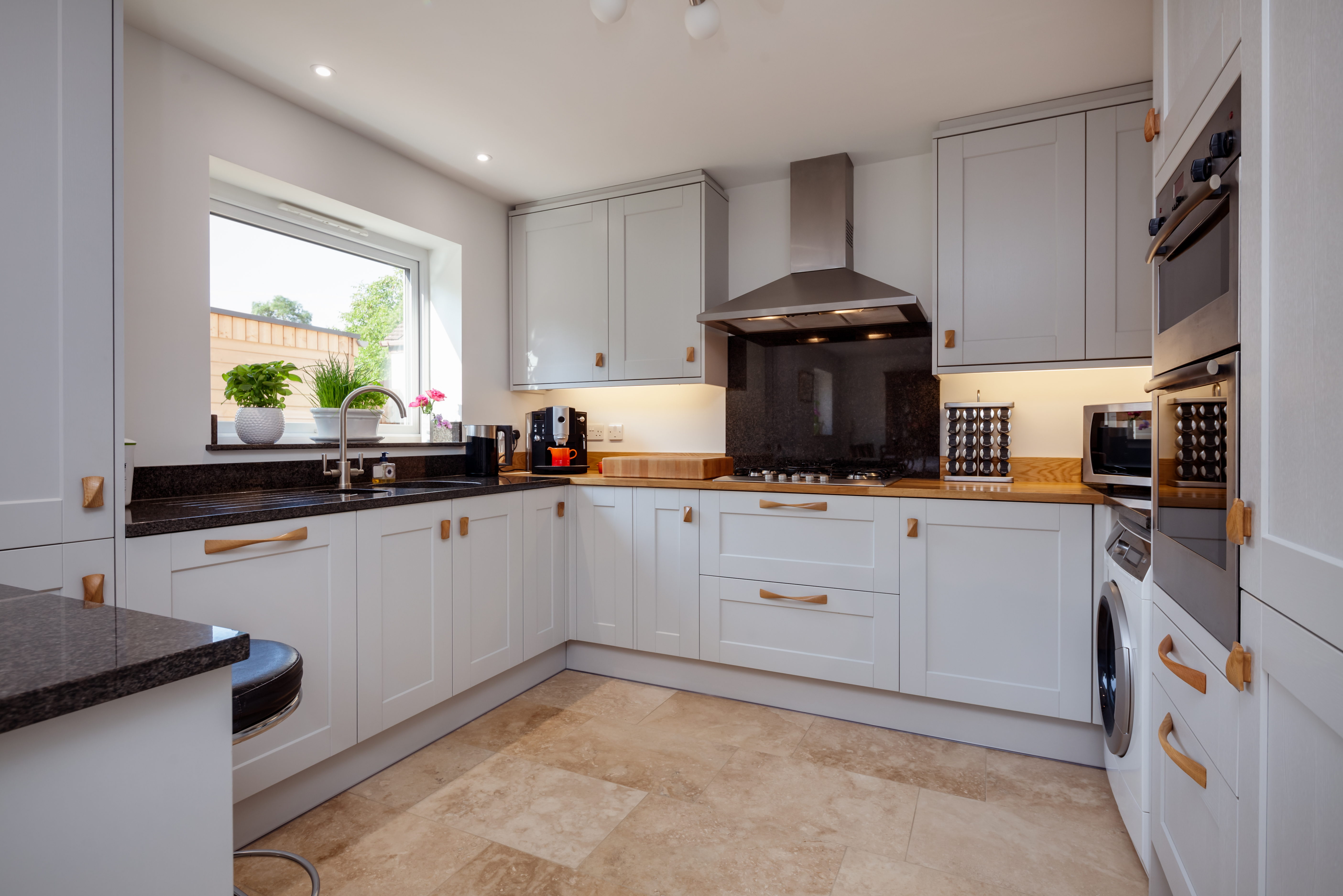 Shaker Door Kitchen Furniture