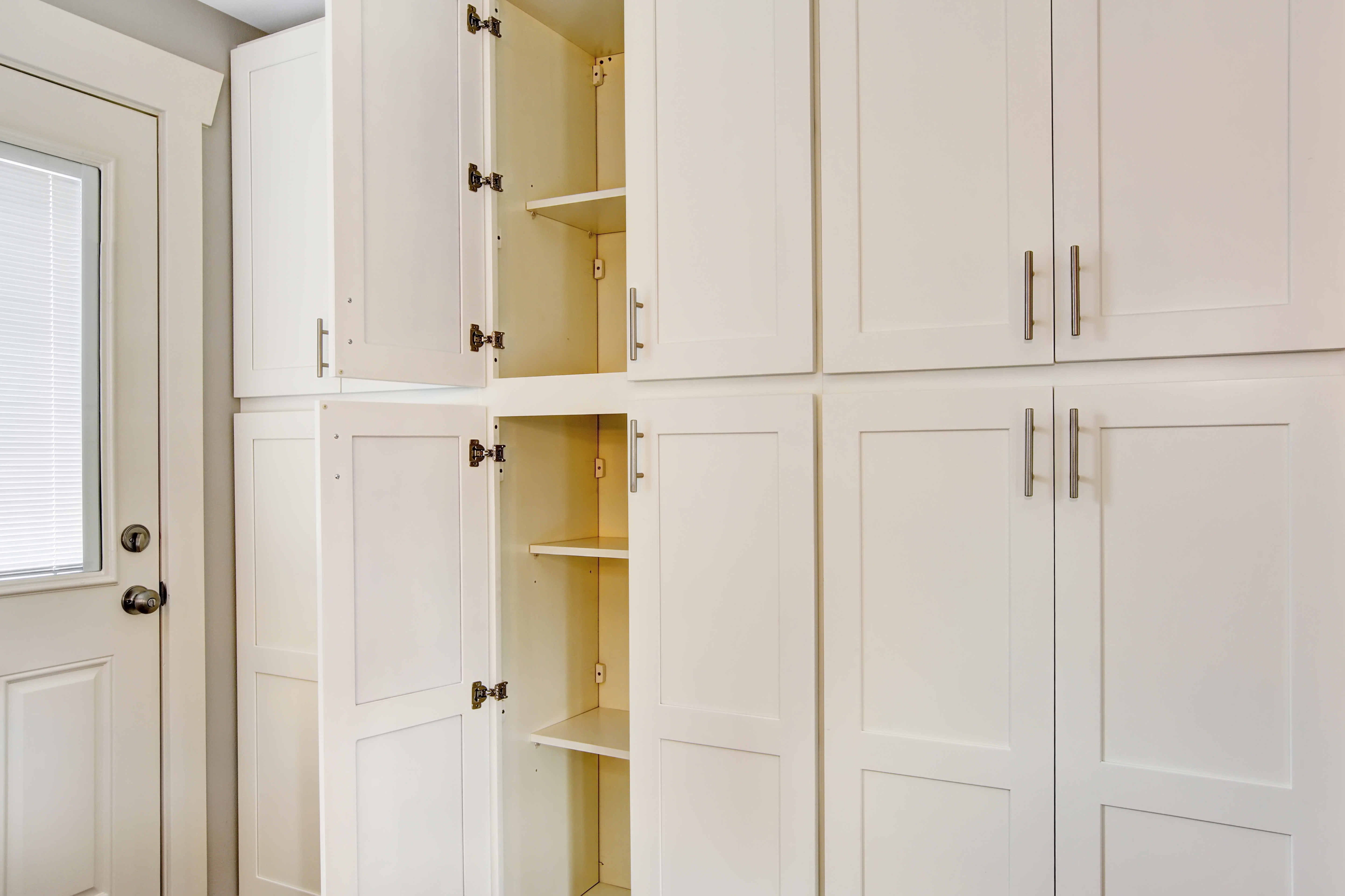 Shaker style fitted wardrobe